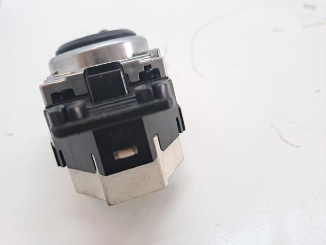 HYUNDAI 93573A6020 в наличии Черновцы