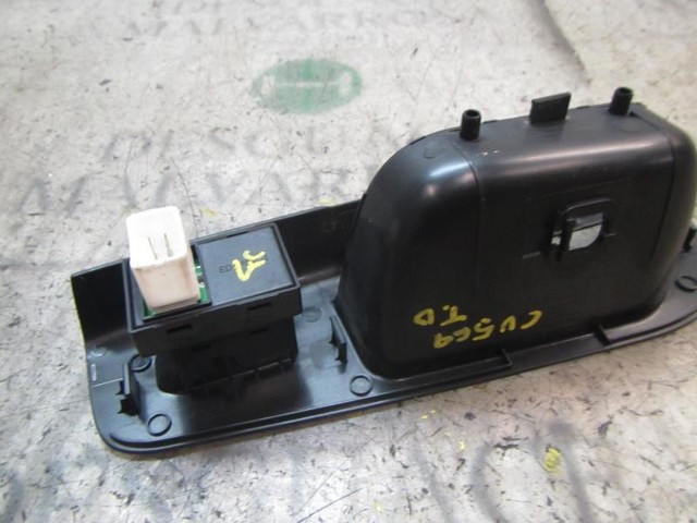 HYUNDAI 935751H100EQ Кнопка включения мотора стеклоподъемника передняя правая в наличии Днепр