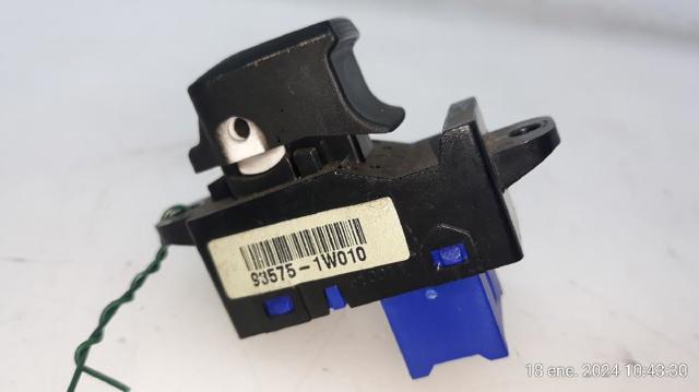 935751W010 HYUNDAI купить в Житомир