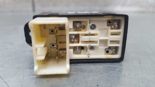 HYUNDAI 935752F000GW в наличии Ровно