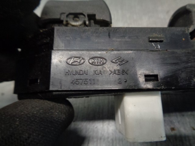 HYUNDAI 935752G100S8 в наличии Черкассы