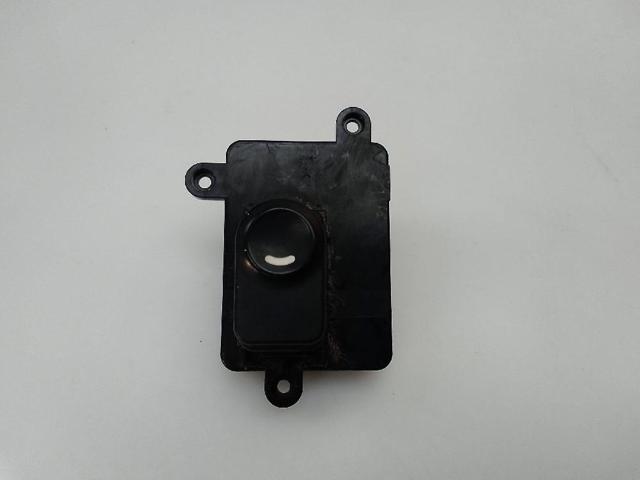 HYUNDAI 935752L011 Кнопка стеклоподъемника передняя в наличии Черкассы