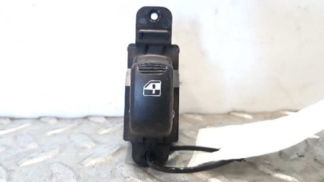 935753C010 HYUNDAI купить в Черновцы