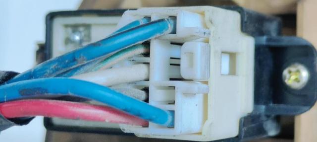 HYUNDAI 935762D000 в наличии Запорожье