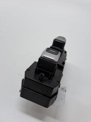 93576F1000 HYUNDAI купить в Киев