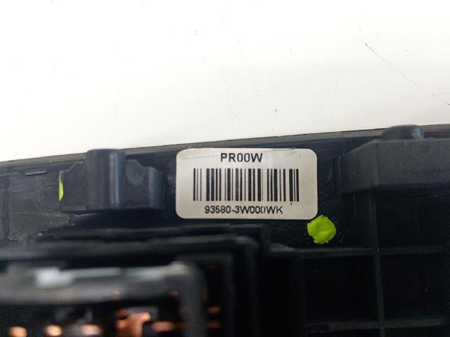935803W000WK HYUNDAI купить в Днепр