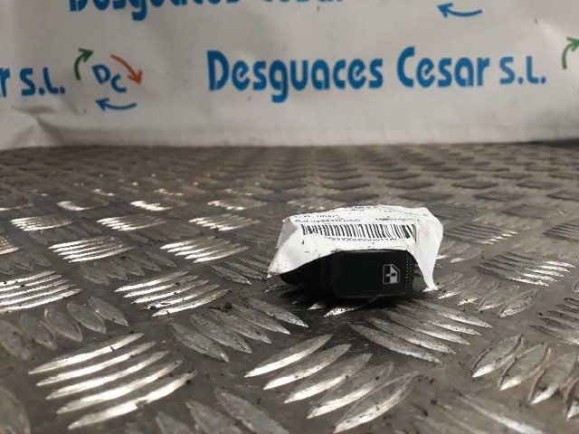 HYUNDAI 935811G000 Регулятор зеркал в наличии Тернополь