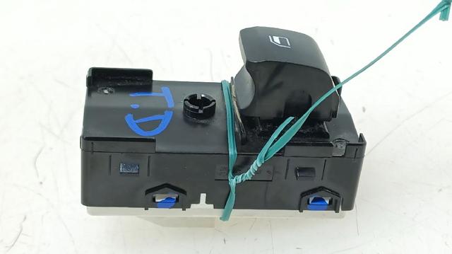 HYUNDAI 93581AB0004X Кнопка включения мотора стеклоподъемника задняя в наличии Украина