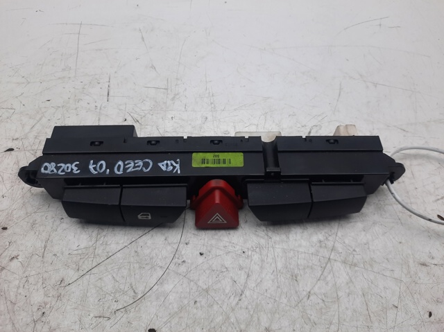937001H000 Кнопка включения аварийного сигнала купить Житомир