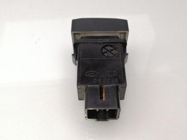 937103E000 HYUNDAI Кнопка включения обогрева заднего стекла купить в Полтава