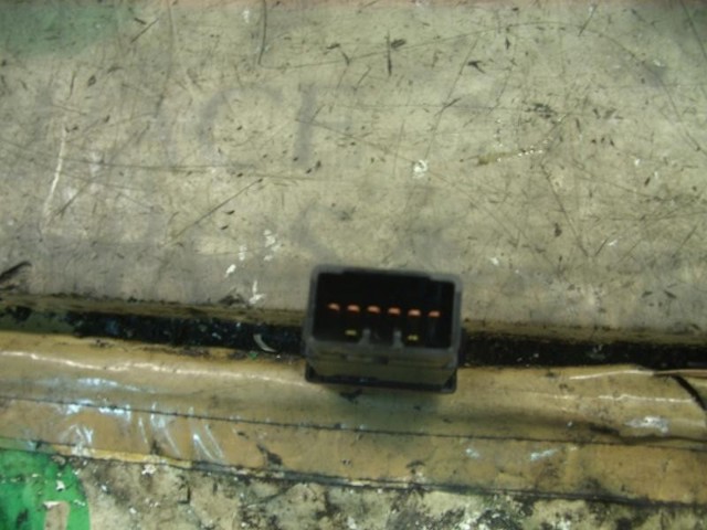 937901G000 HYUNDAI Кнопка аварийки купить в Запорожье