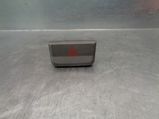 9379025000 Hyundai/Kia