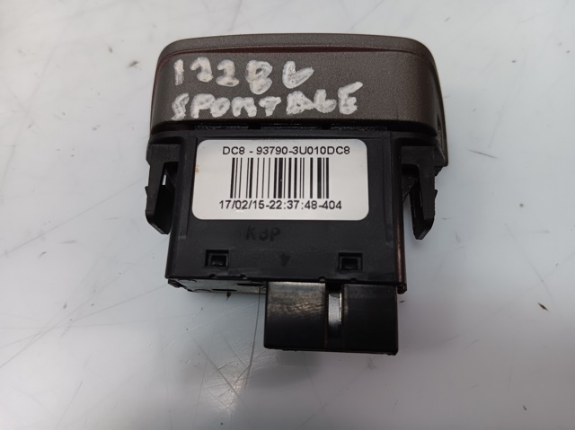 937903U010DC8 Кнопка включения аварийного сигнала купить Кривой Рог