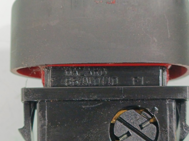 HYUNDAI 937904A000 Кнопка аварийки в наличии Харьков