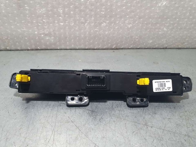 HYUNDAI 93790H8010WK Кнопка включения аварийного сигнала в наличии Ирпень