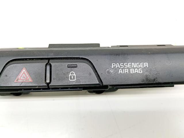 HYUNDAI 93790H8010WK Кнопка аварийки в наличии Кривой Рог