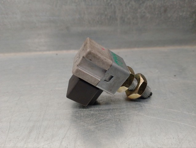 HYUNDAI 9381038110 Датчик стоп сигнала в наличии Житомир