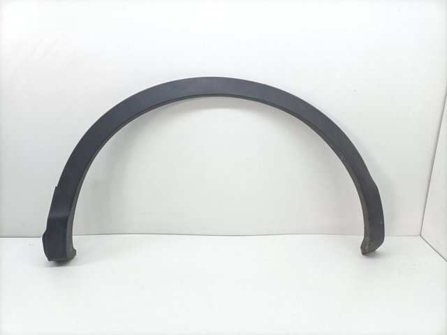 Expansor esquerdo (placa sobreposta) de arco do pára-lama traseiro 938294EA0B Nissan