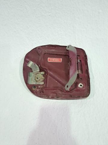 93870EB030 NISSAN Лючок бензобака купить в Чернигов