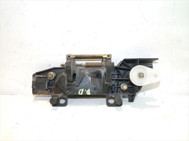 FORD 93BBF22400AM Ручка двери передней наружная правая в наличии Ирпень