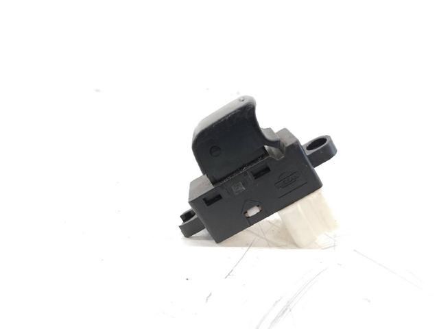 SUBARU 94266FG560 в наличии Львов