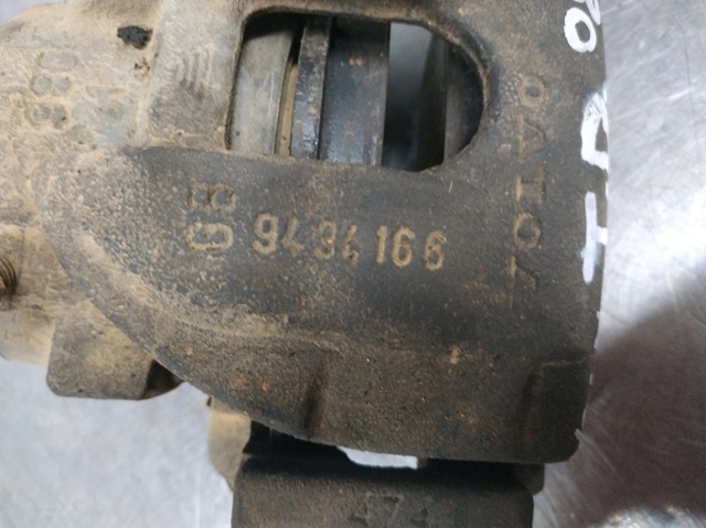 VOLVO 9434166 Суппорт задний правый в наличии Одесса