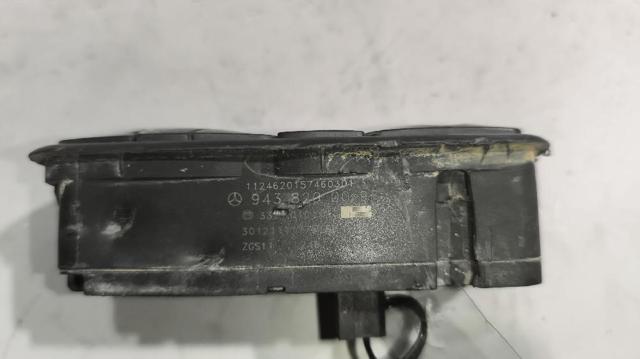 MERCEDES 9438200097 Кнопочный блок управления стеклоподъемником передний левый в наличии Винница