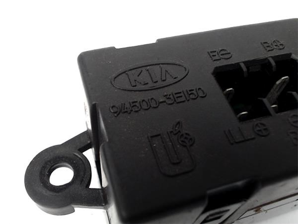 HYUNDAI 945003E150 Часы салонные в наличии Чернигов