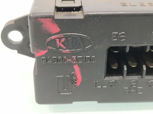 HYUNDAI 945003E150 Часы салонные в наличии Тернополь