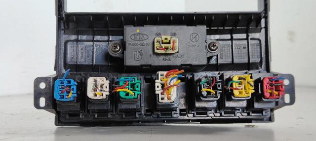 945003E160 HYUNDAI Часы салонные купить в Ужгород