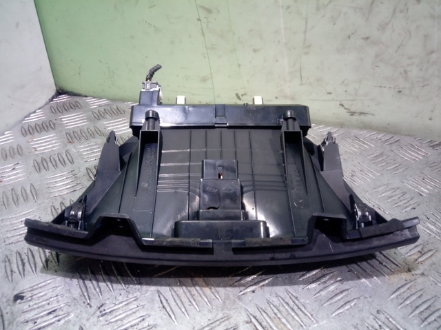HYUNDAI 945102G100 Часы салонные в наличии Чернигов