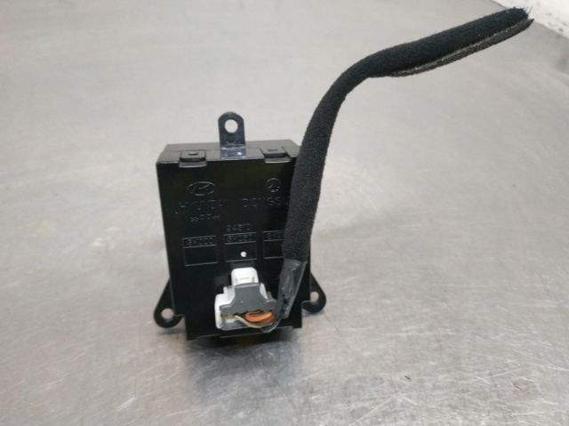 945103K000 HYUNDAI купить в Чернигов