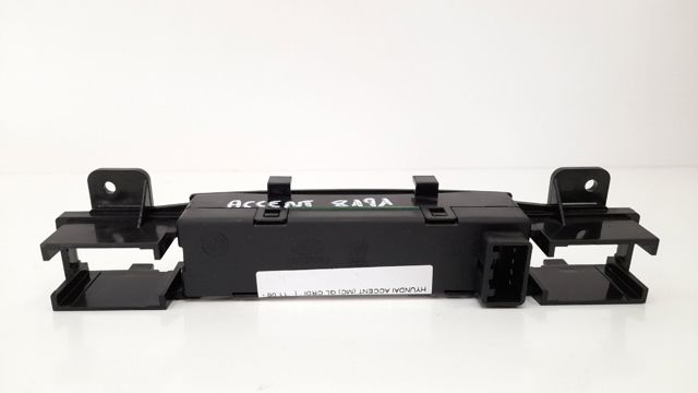 945201E000 HYUNDAI Часы салонные купить в Львов