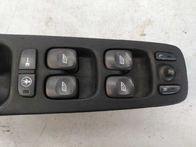 VOLVO 9452939 Кнопочный блок управления стеклоподъемником передний левый в наличии Черкассы