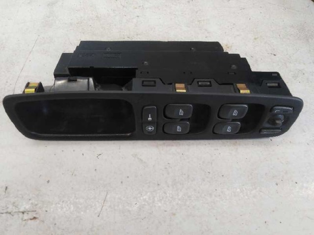 VOLVO 9452939 Кнопочный блок управления стеклоподъемником передний левый в наличии Украина