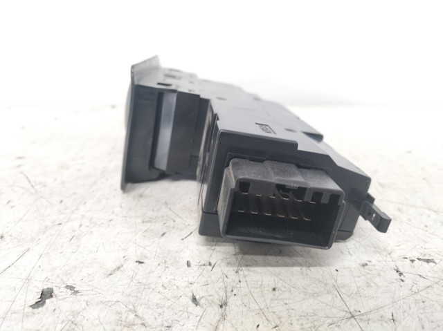 9452961 VOLVO Кнопка стеклоподъемника передняя купить в Тернополь