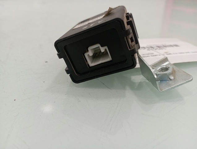 HYUNDAI 9477027930 в наличии Харьков