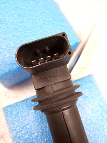 94860210405 PORSCHE Катушка зажигания купить в Украина