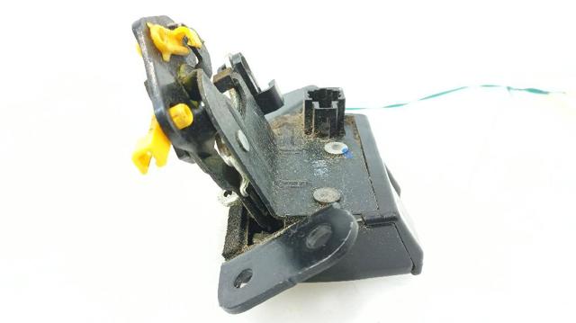 Fecho de tampa de porta-malas (de 3ª/5ª porta traseira) Chevrolet Captiva 1 C100