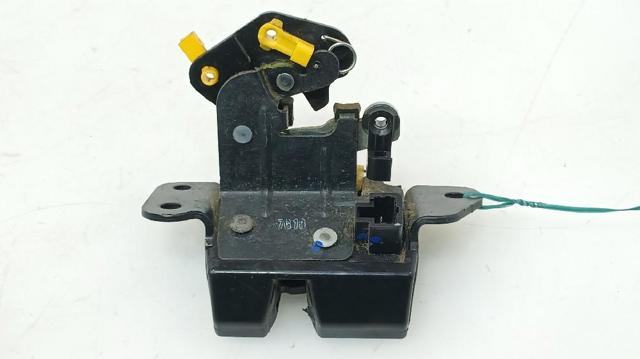 Fecho de tampa de porta-malas (de 3ª/5ª porta traseira) Chevrolet Captiva 1 C100