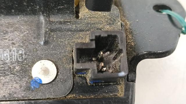 Fecho de tampa de porta-malas (de 3ª/5ª porta traseira) Chevrolet Captiva 1 C100