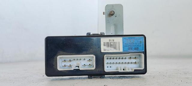 HYUNDAI 952302B240 в наличии Павлоград