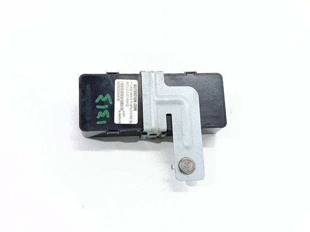 HYUNDAI 952302B240 в наличии Черкассы