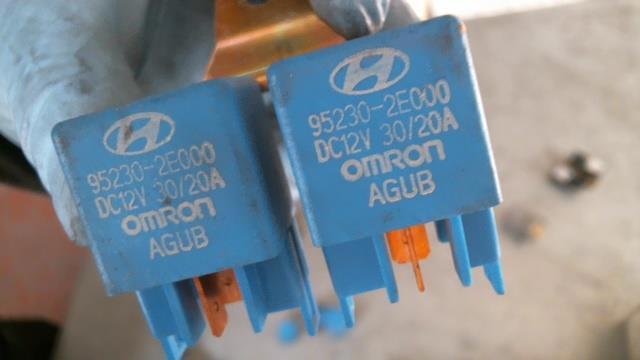 HYUNDAI 952302E000 Реле многофункциональное в наличии Хмельницкий