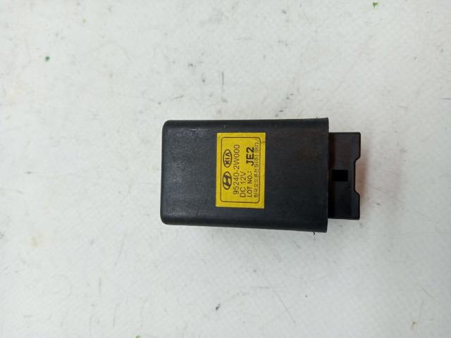 952402W000 HYUNDAI купить в Тернополь