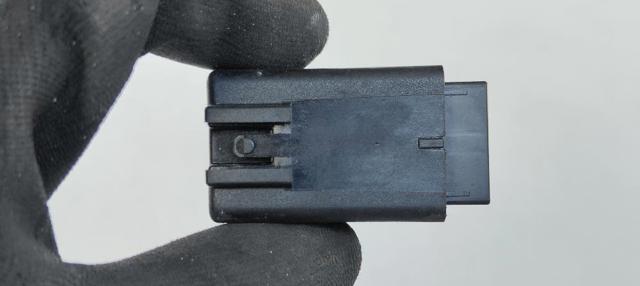 952402W000 HYUNDAI купить в Сумы