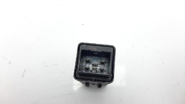HYUNDAI 952402W100 в наличии Киев