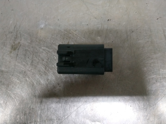 952403Z200 HYUNDAI купить в Сумы