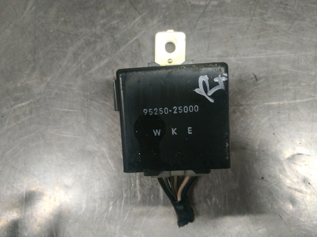 9525025000 HYUNDAI купить в Черновцы