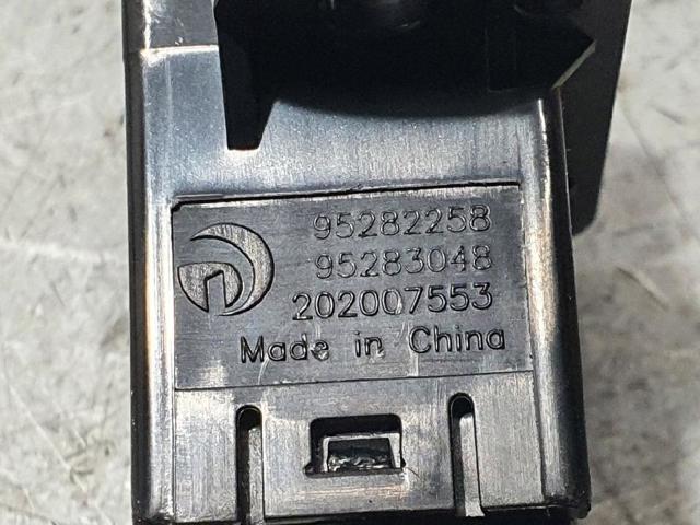GM 95282258 Кнопка аварийки в наличии Чернигов